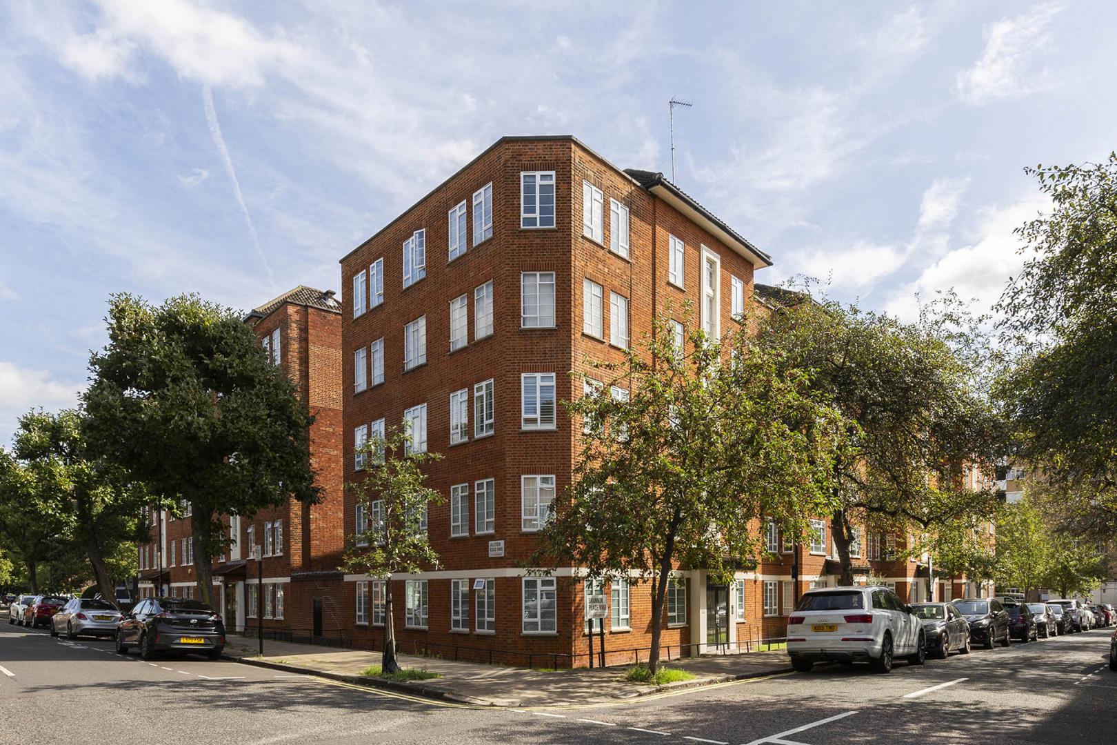 Recently refurbished 2 double bedrooms with a modern kitchen and bathroom Shannon Place, St Johns Wood / Regents Park